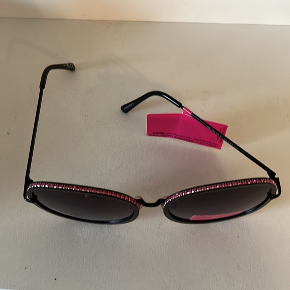 BETSY JOHNSON square frame sunglasses - Picture 6 of 9